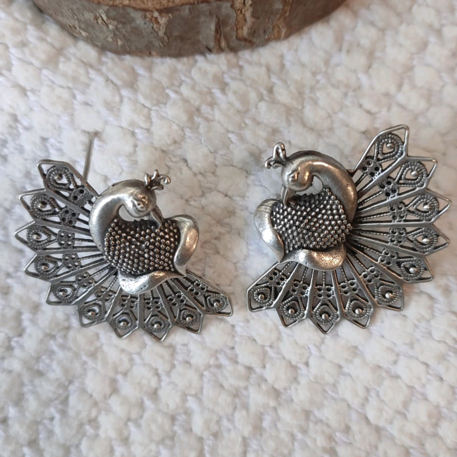 Kaara Peacock Studs